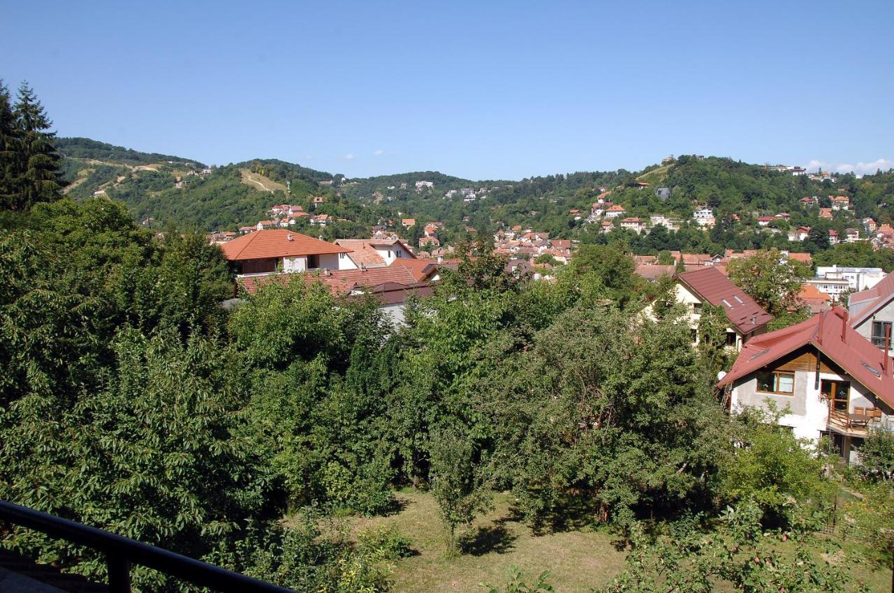 Апартаменти Brasov Valley Екстер'єр фото